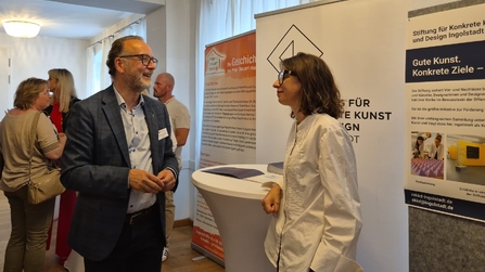 Stiftungsvorstände Dr. Theres Rohde und Markus Reichhart im Fachgespräch